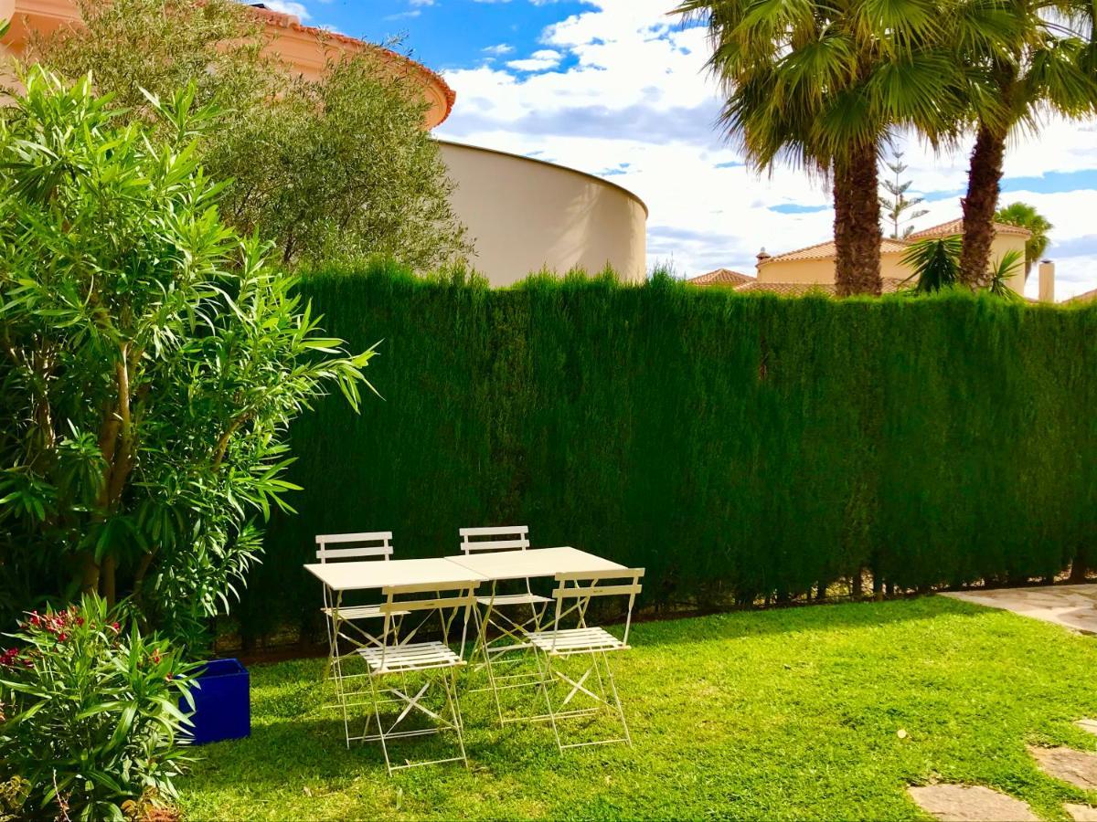 Villa Con Jardin En Oliva Nova Golf A 100M De La Playa Bagian luar foto